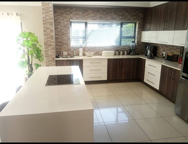 4 BEDROOM HOUSE FOR SALE IN SUNWARD PARK